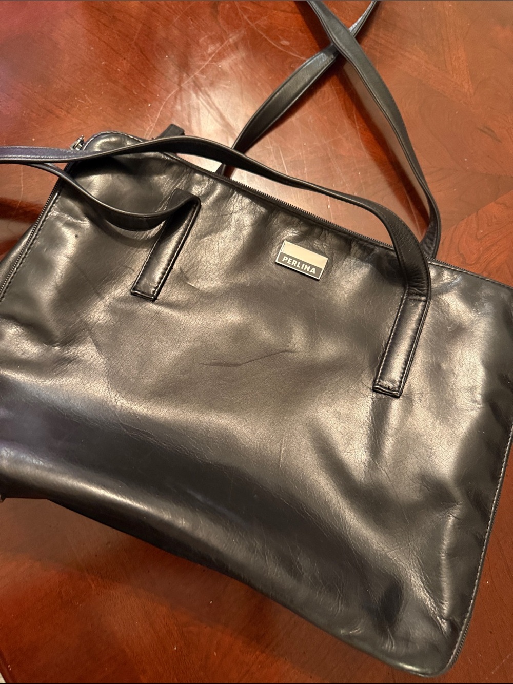 Perlina Black Smooth Leather Shoulder Tote